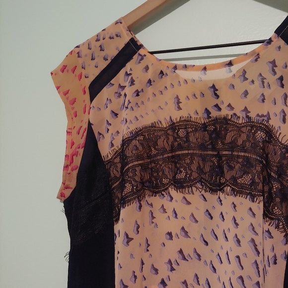 Anthropologie Maeve Evangeline Pink Peplum Sheer Lace Top Size XS - Picture 4 of 6